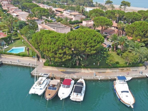 casa indipendente in vendita a Furnari in zona Tonnarella