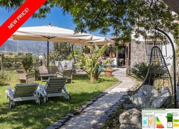 casa indipendente in vendita a Furnari