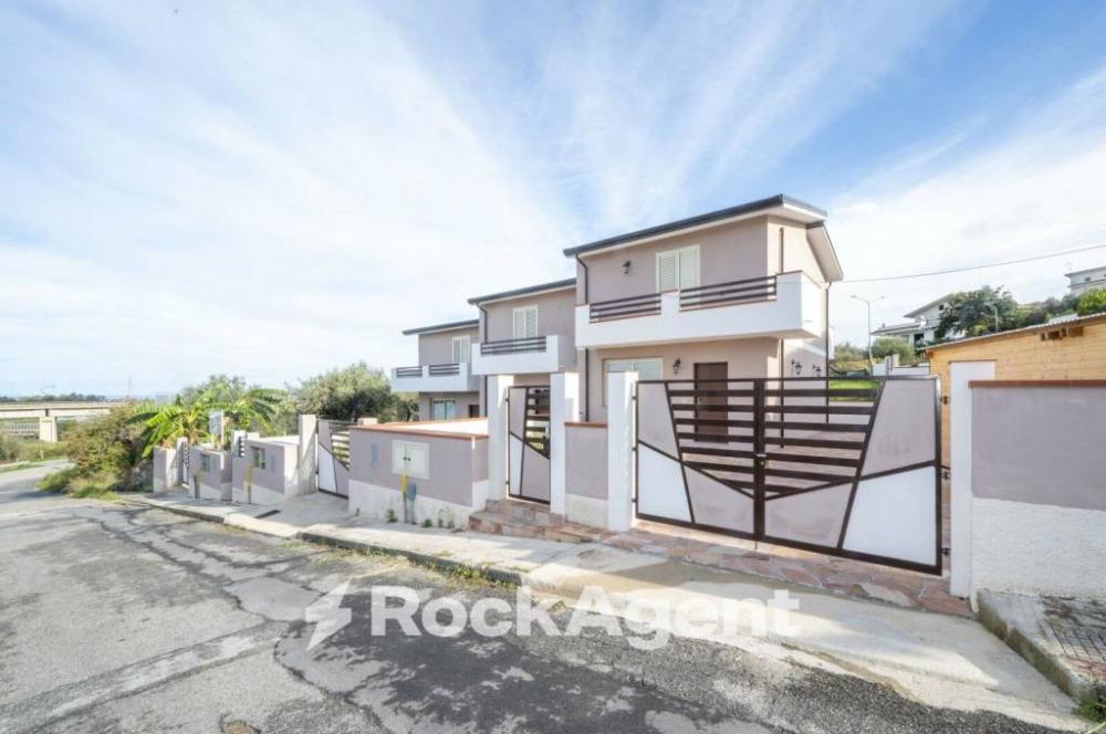 casa indipendente in vendita a Furnari in zona Tonnarella