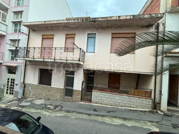 appartamento in vendita a Furnari