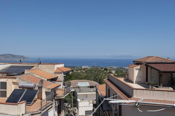 casa indipendente in vendita a Furnari