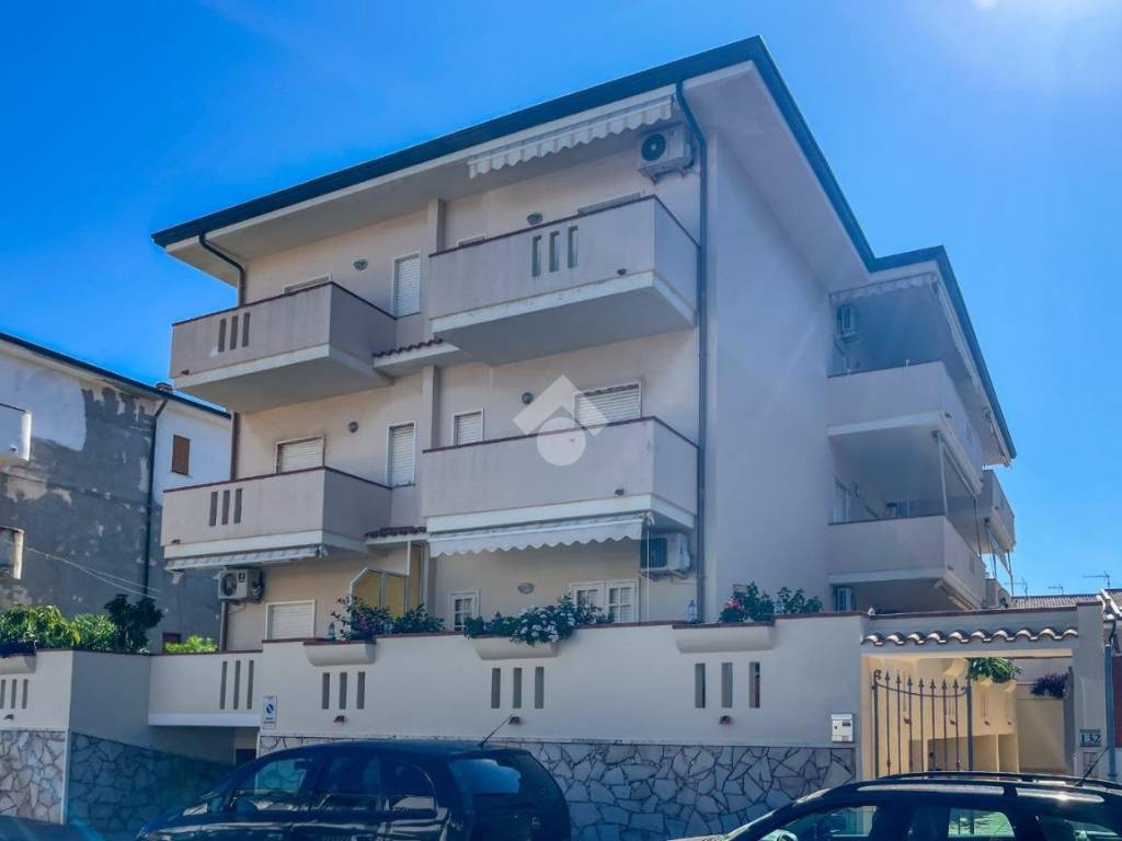 appartamento in vendita a Furnari in zona Tonnarella