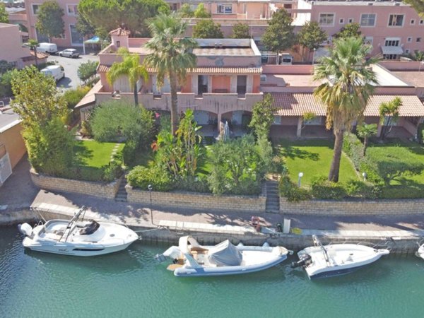 appartamento in vendita a Furnari in zona Tonnarella