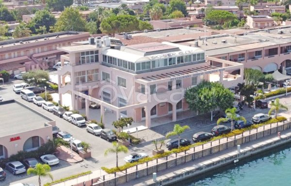 negozio in vendita a Furnari in zona Tonnarella