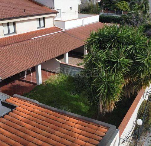 casa indipendente in vendita a Furnari