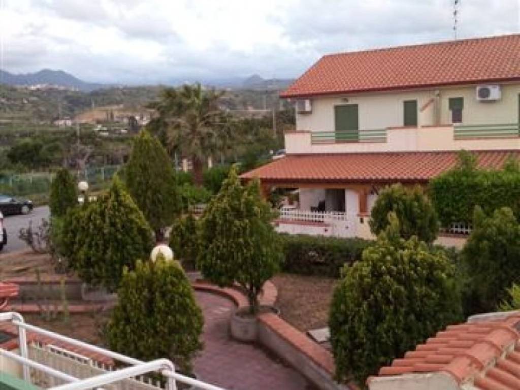 appartamento in vendita a Furnari in zona Tonnarella