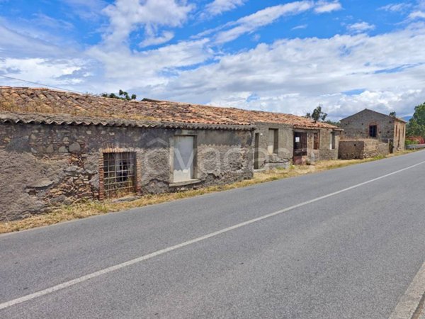 casa indipendente in vendita a Furnari in zona Siena