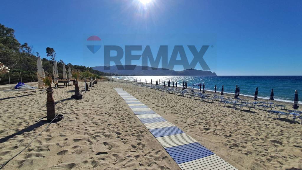 appartamento in vendita a Furnari in zona Portorosa