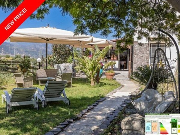 casa indipendente in vendita a Furnari