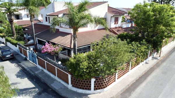 casa indipendente in vendita a Furnari in zona Siena