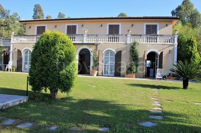casa indipendente in vendita a Furnari