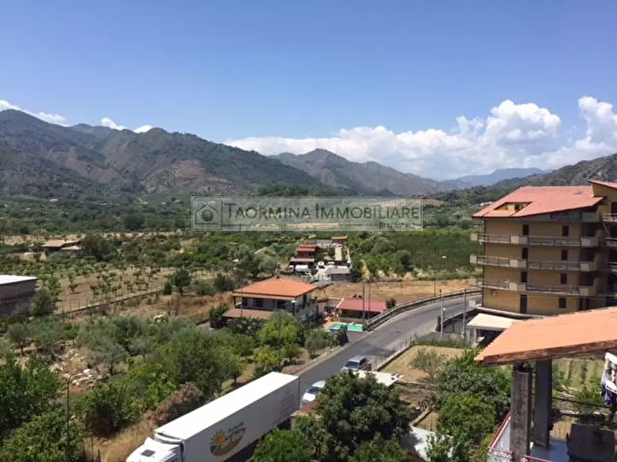 casa indipendente in vendita a Gaggi