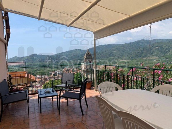 casa indipendente in vendita a Gaggi