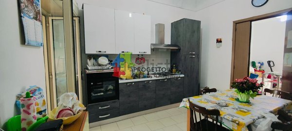 casa indipendente in vendita a Gaggi