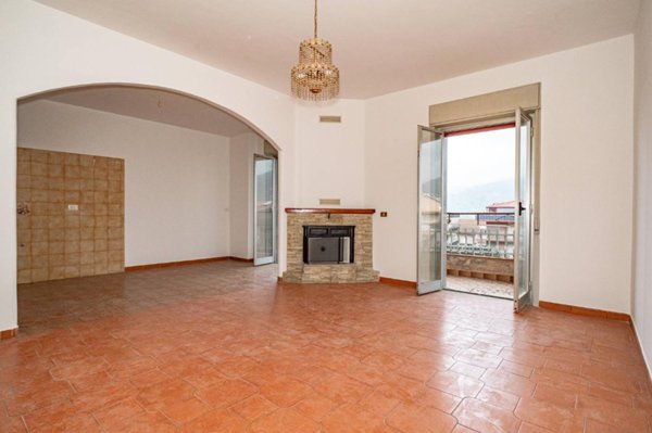 appartamento in vendita a Gaggi