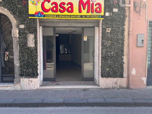 negozio in vendita a Gaggi