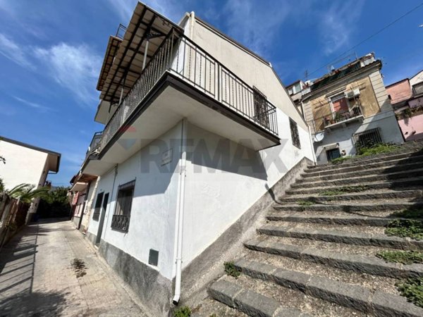 casa indipendente in vendita a Gaggi in zona Cavallaro