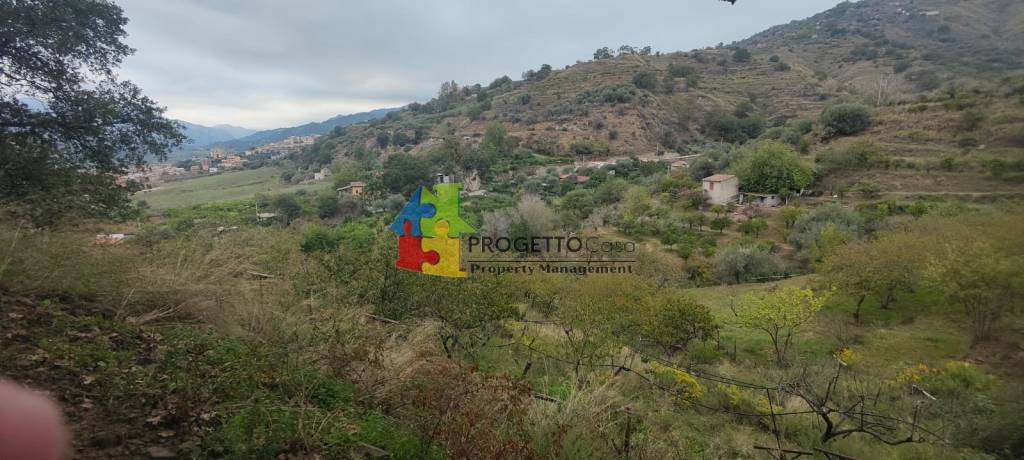 terreno agricolo in vendita a Gaggi in zona Cavallaro