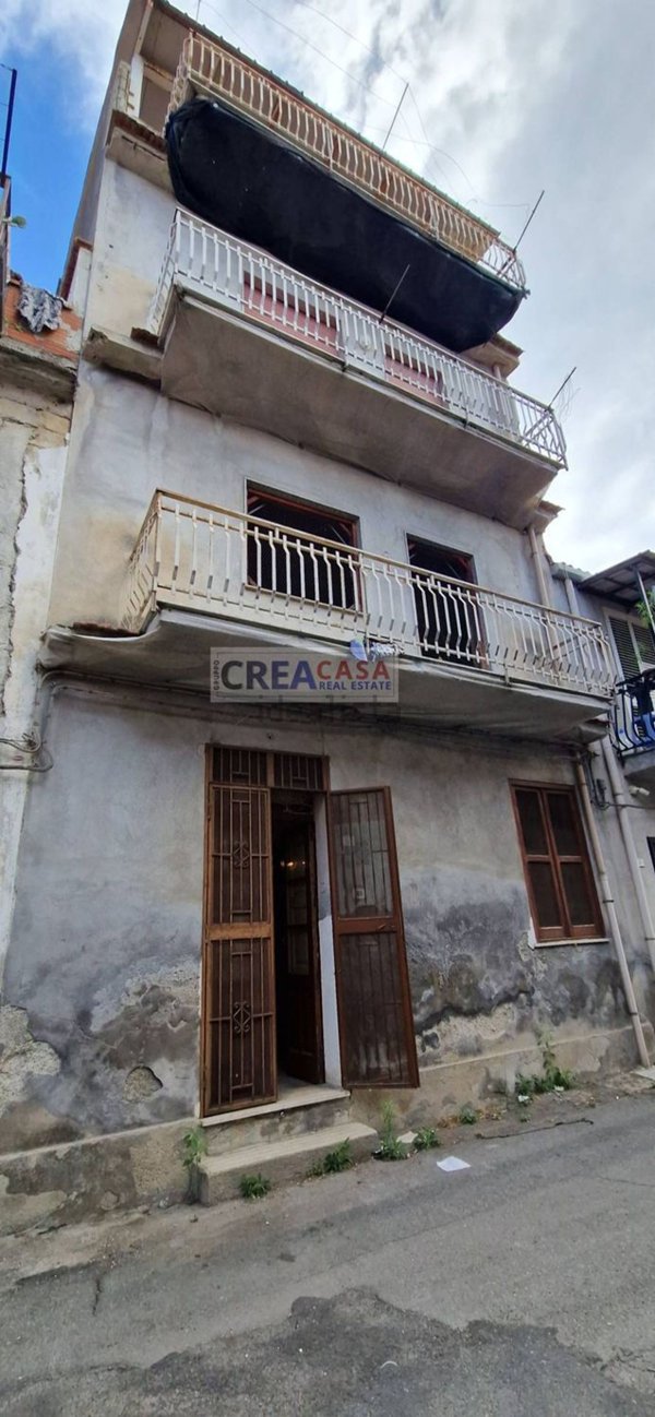 appartamento in vendita a Gaggi in zona Cavallaro