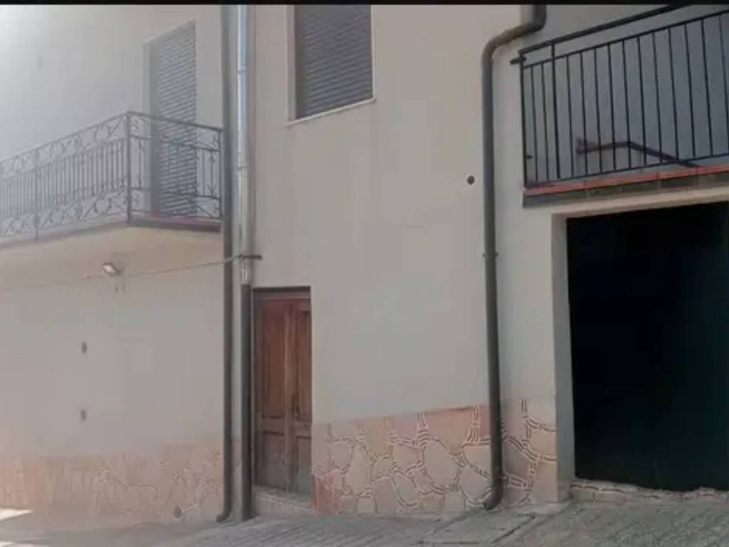 intera palazzina in vendita a Galati Mamertino