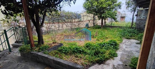 casa indipendente in vendita a Gallodoro