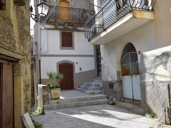 appartamento in vendita a Gallodoro