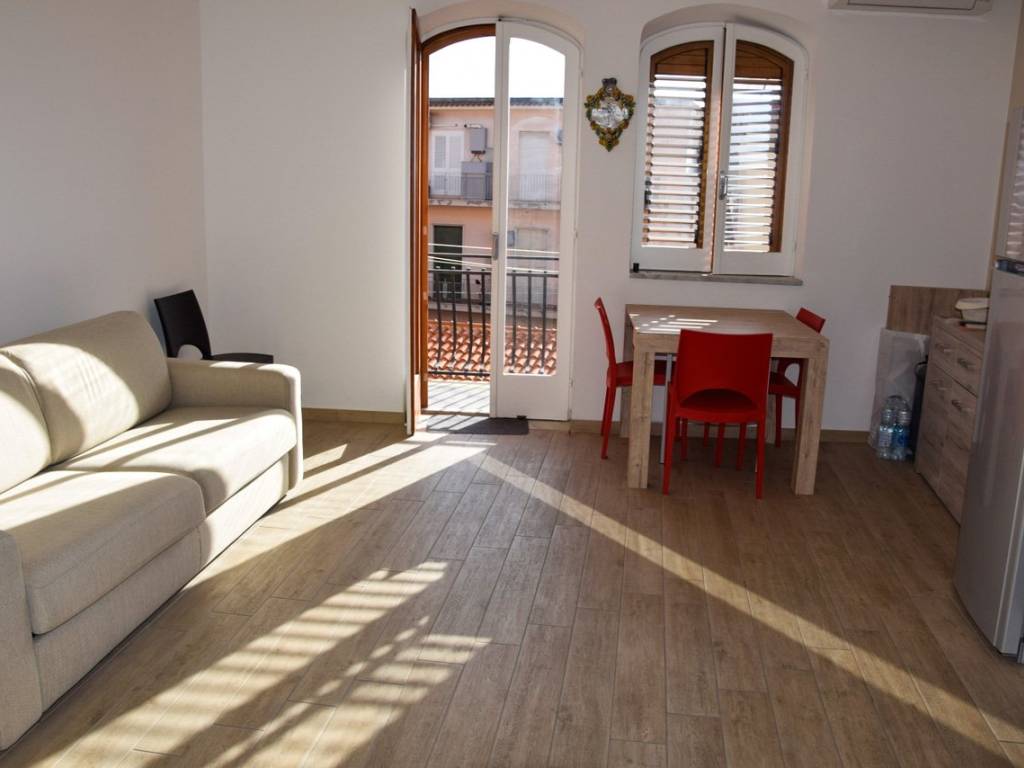 appartamento in vendita a Giardini-Naxos