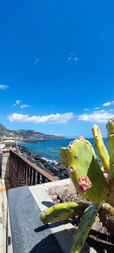 appartamento in vendita a Giardini-Naxos