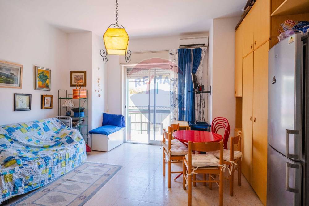 appartamento in vendita a Giardini-Naxos