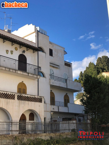 appartamento in vendita a Giardini-Naxos