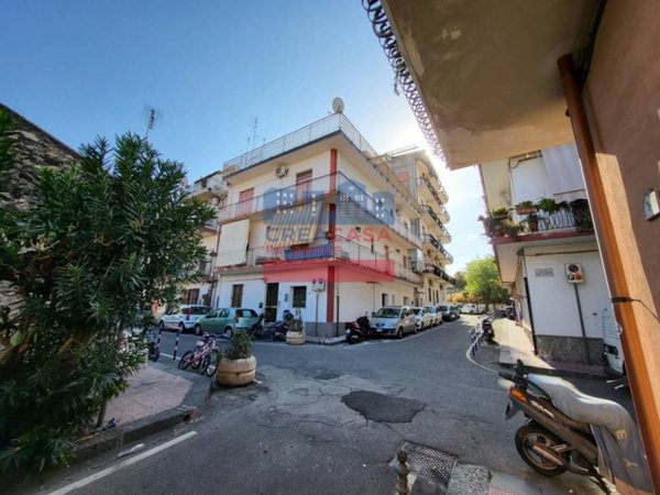 appartamento in vendita a Giardini-Naxos