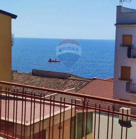 appartamento in vendita a Giardini-Naxos