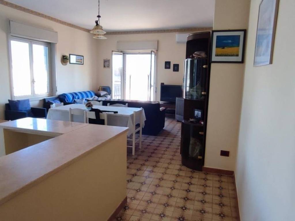 appartamento in vendita a Giardini-Naxos