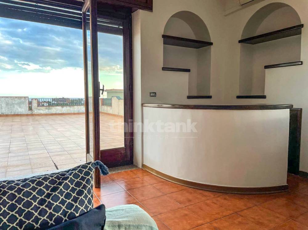 appartamento in vendita a Giardini-Naxos