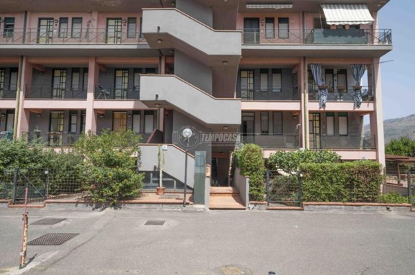 appartamento in vendita a Giardini-Naxos