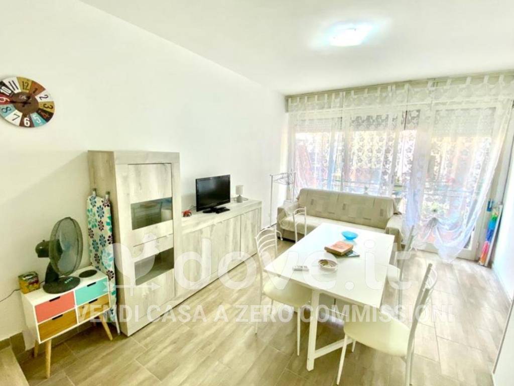 appartamento in vendita a Giardini-Naxos
