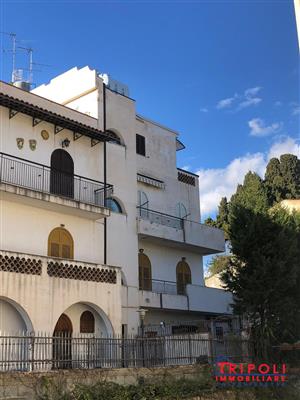 appartamento in vendita a Giardini-Naxos