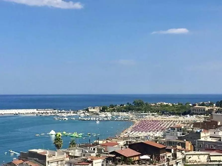 casa indipendente in vendita a Giardini-Naxos
