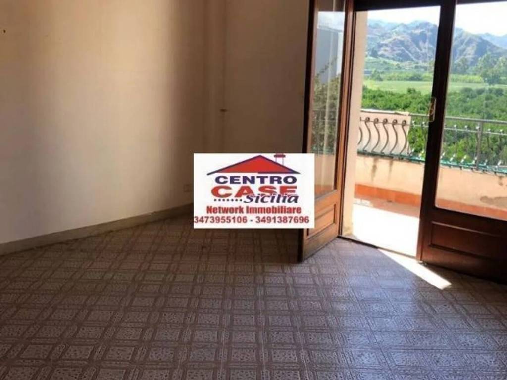 appartamento in vendita a Giardini-Naxos