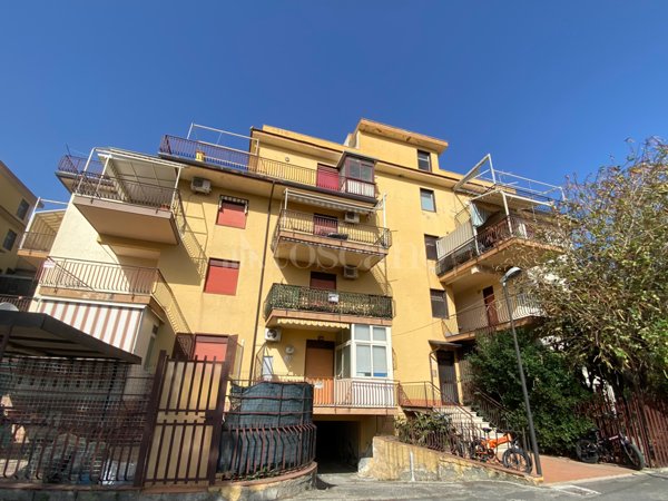 appartamento in vendita a Giardini-Naxos