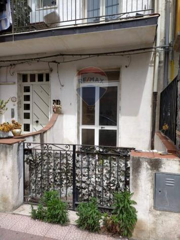 appartamento in vendita a Giardini-Naxos