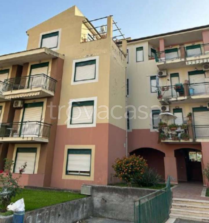 appartamento in vendita a Giardini-Naxos