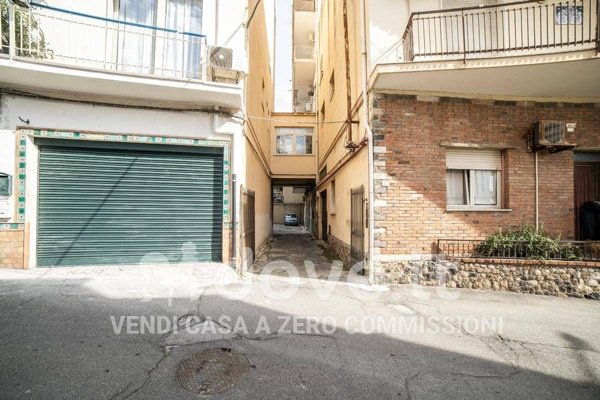 appartamento in vendita a Giardini-Naxos