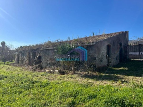 casa indipendente in vendita a Giardini-Naxos