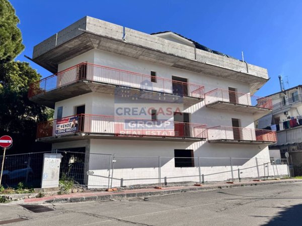 appartamento in vendita a Giardini-Naxos