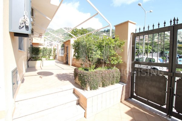 appartamento in vendita a Giardini-Naxos