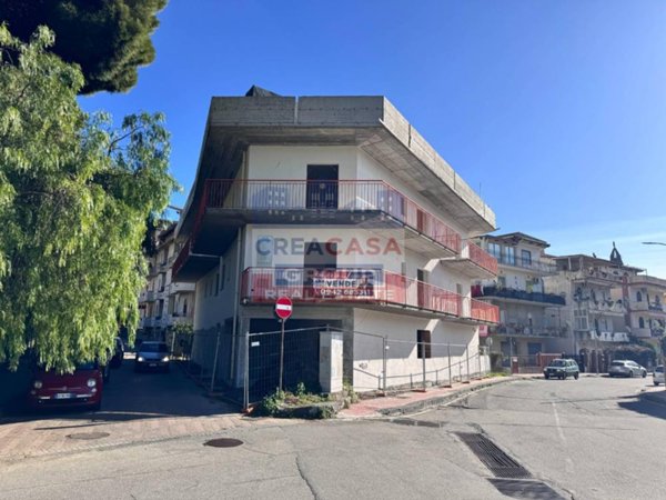 appartamento in vendita a Giardini-Naxos