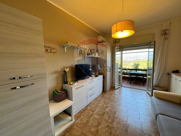 appartamento in vendita a Giardini-Naxos