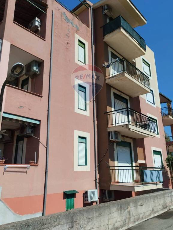 appartamento in vendita a Giardini-Naxos