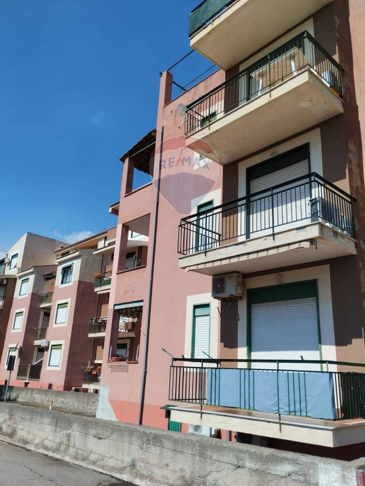 appartamento in vendita a Giardini-Naxos